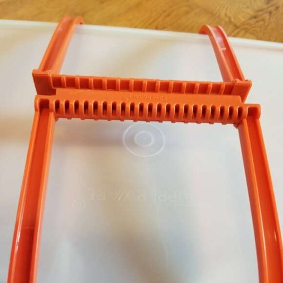 Tupperware TupperCraft Sewing Kit Craft Tackle 4pc Organizer Box Orange - Picture 7 of 8